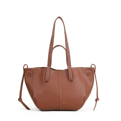 Jednoduchá čierna koža tote